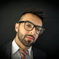 Avenirtel | voyant Ethan