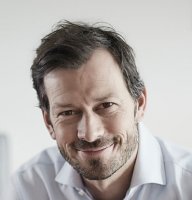 Avenirtel | voyant Emilio
